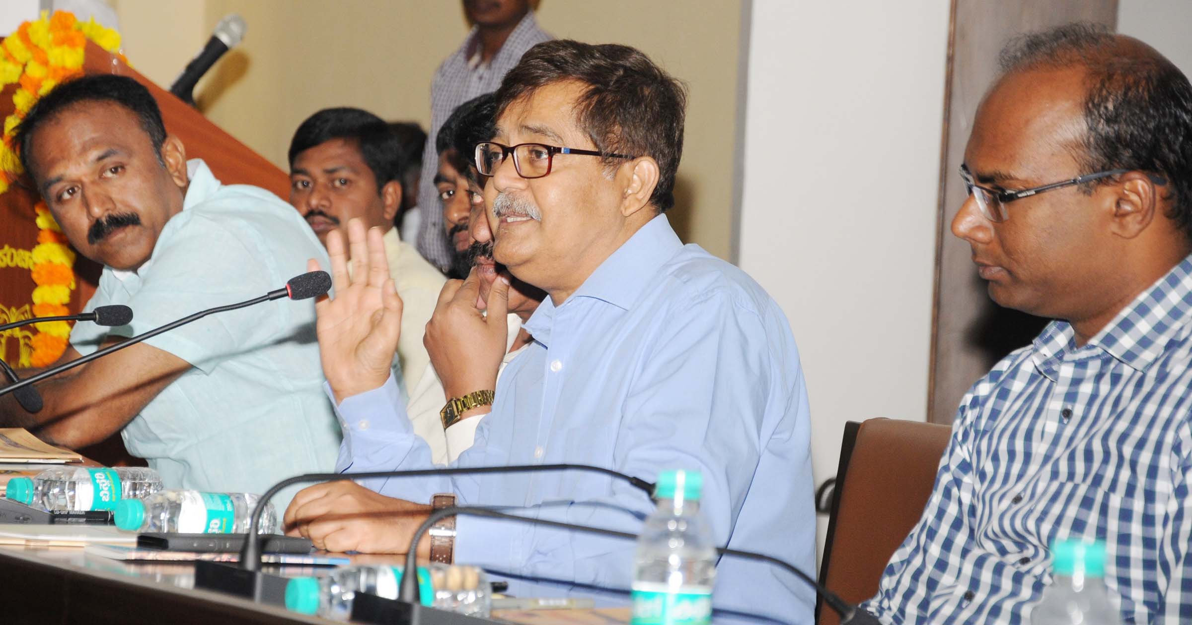 ಮಾಧ್ಯಮಗಳು ಕೆಳಸ್ತರದ ವ್ಯಕ್ತಿಗಳ ಮೇಲೆ ಬೆಳಕು ಚೆಲ್ಲಬೇಕು: ಪ್ರೊ.ಮುಜಾಫರ್ ಅಸ್ಸಾದಿ